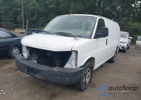 2006 Chevrolet Express Work Van z USA, uszkodzony, nr VIN 1GCFG15X661173557